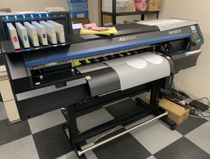 ノベルティグッズ業、Z社様／ Mimaki TxF150-75導入